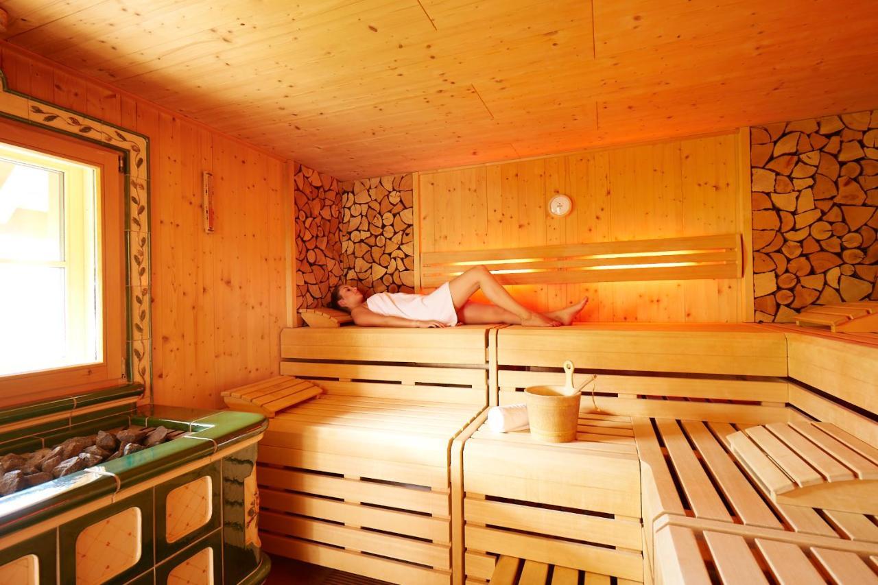 Wander- & Wellnesshotel Naegele Höchenschwand Kültér fotó